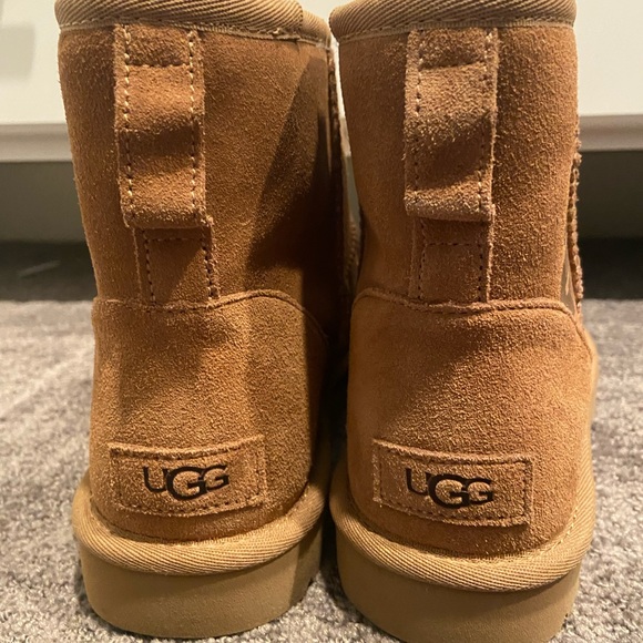 Authentic Classic Mini UGG Women’s Size 10 - Picture 4 of 7